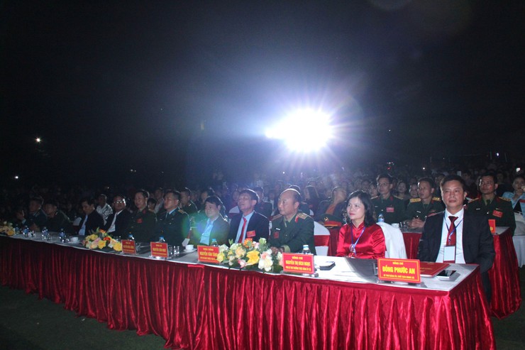 HÒA LẠC CẤT CÁNH – ĐÊM NGHỆ THUẬT ĐẶC SẮC LAN TỎA KHÁT VỌNG PHÁT TRIỂN- Ảnh 2.