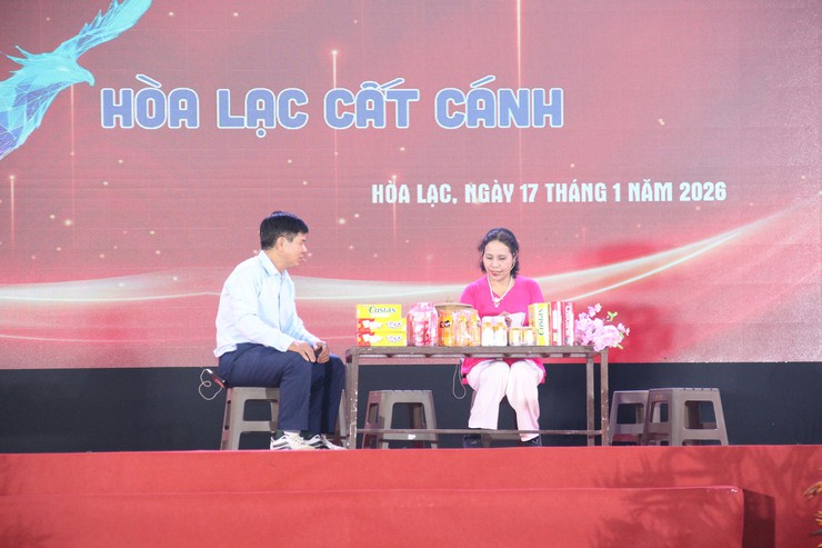 HÒA LẠC CẤT CÁNH – ĐÊM NGHỆ THUẬT ĐẶC SẮC LAN TỎA KHÁT VỌNG PHÁT TRIỂN- Ảnh 11.
