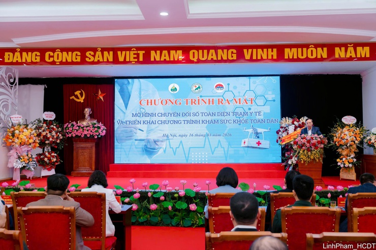 Phường Long Biên ra mắt mô hình Trạm Y tế chuyển đổi số toàn diện- Ảnh 4.