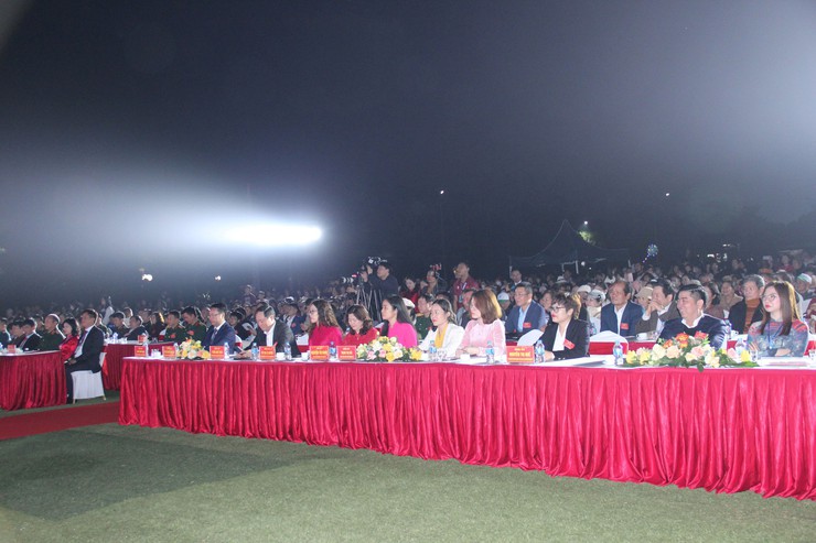 HÒA LẠC CẤT CÁNH – ĐÊM NGHỆ THUẬT ĐẶC SẮC LAN TỎA KHÁT VỌNG PHÁT TRIỂN- Ảnh 1.