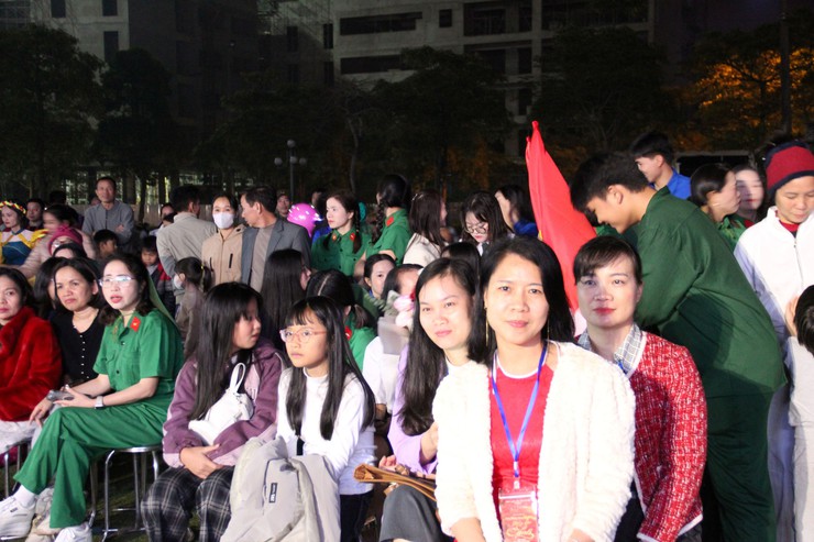 HÒA LẠC CẤT CÁNH – ĐÊM NGHỆ THUẬT ĐẶC SẮC LAN TỎA KHÁT VỌNG PHÁT TRIỂN- Ảnh 26.