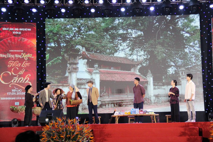 HÒA LẠC CẤT CÁNH – ĐÊM NGHỆ THUẬT ĐẶC SẮC LAN TỎA KHÁT VỌNG PHÁT TRIỂN- Ảnh 12.