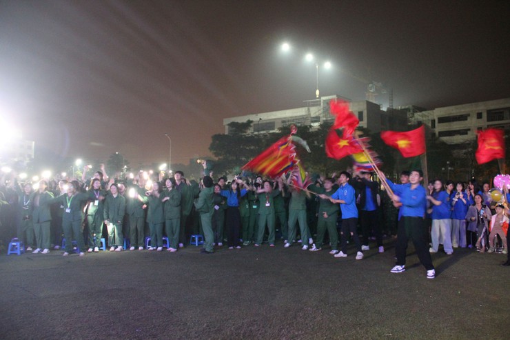 HÒA LẠC CẤT CÁNH – ĐÊM NGHỆ THUẬT ĐẶC SẮC LAN TỎA KHÁT VỌNG PHÁT TRIỂN- Ảnh 21.