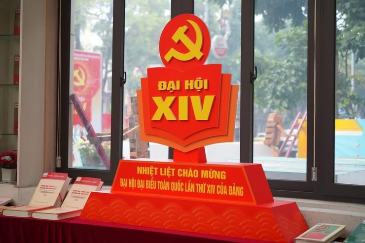Trưng bày chuyên đề: “ĐẢNG CỘNG SẢN VIỆT NAM – TỪ ĐẠI HỘI ĐẾN ĐẠI HỘI” - Chào mừng Đại hội đại biểu toàn quốc lần thứ XIV của Đảng- Ảnh 4.