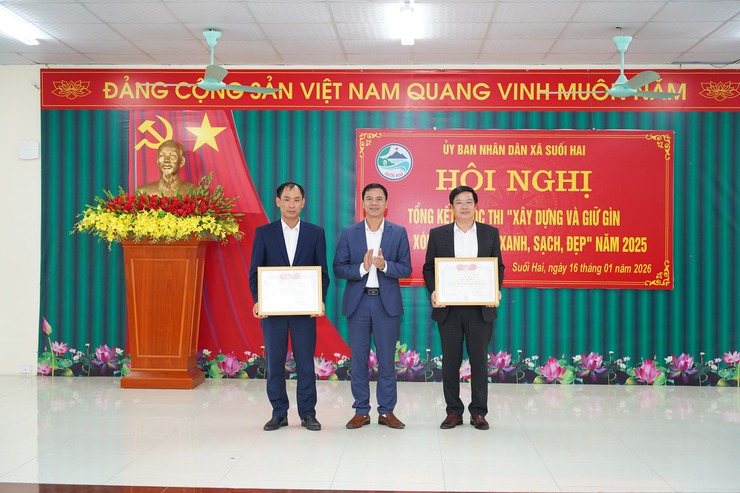  Xã Suối Hai tổ chức hội nghị tổng kết và trao giải cuộc thi “Xây dựng và giữ gìn thôn, xóm, ngõ Sáng – Xanh – Sạch – Đẹp năm 2025.- Ảnh 5.