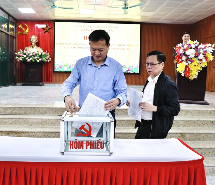 BAN THƯỜNG VỤ ĐẢNG ỦY XÃ HÒA XÁ TỔ CHỨC RÀ SOÁT, BỔ SUNG QUY HOẠCH BAN CHẤP HÀNH, BAN THƯỜNG VỤ ĐẢNG ỦY XÃ VÀ CÁC CHỨC DANH LÃNH ĐẠO QUẢN LÝ NHIỆM KỲ 2025 - 2030, 2026 - 2031.- Ảnh 3.