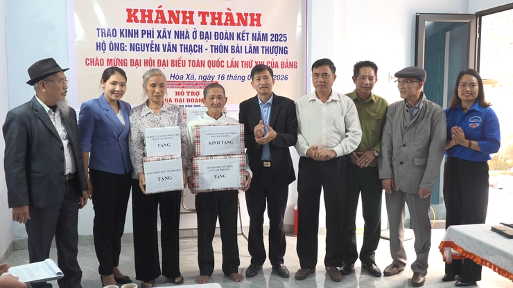 UBMTTQ xã Hòa Xá trao kinh phí xây dựng nhà Đại đoàn kết cho hộ cận nghèo- Ảnh 4.
