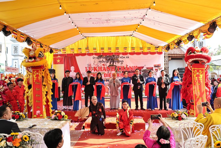 TRANG TRỌNG LỄ KHÁNH THÀNH CÔNG TRÌNH TU BỔ, TÔN TẠO CHÙA DIÊN KHÁNH TẠI THÔN DƯ XÁ THƯỢNG- Ảnh 3.