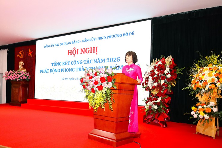 Đảng bộ các cơ quan Đảng và Đảng bộ cơ quan UBND phường Bồ Đề tổng kết công tác năm 2025, phát động phong trào thi đua năm 2026
- Ảnh 9.