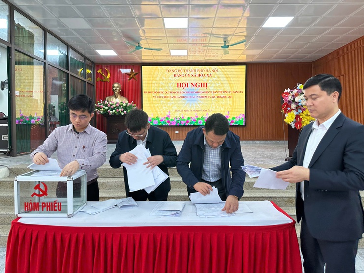 BAN THƯỜNG VỤ ĐẢNG ỦY XÃ HÒA XÁ TỔ CHỨC RÀ SOÁT, BỔ SUNG QUY HOẠCH BAN CHẤP HÀNH, BAN THƯỜNG VỤ ĐẢNG ỦY XÃ VÀ CÁC CHỨC DANH LÃNH ĐẠO QUẢN LÝ NHIỆM KỲ 2025 - 2030, 2026 - 2031.- Ảnh 5.