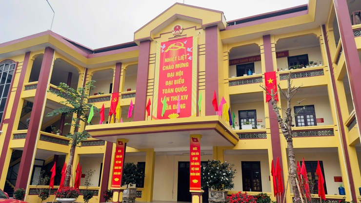 Xã Hương Sơn rực cờ hoa chào mừng Đại hội XIV của Đảng- Ảnh 3.