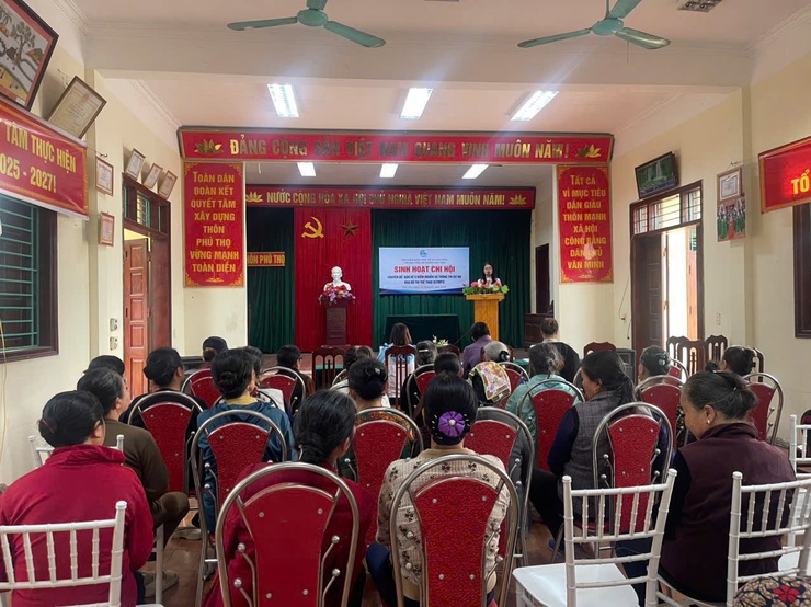 HỘI LHPN XÃ DÂN HÒA CHỈ ĐẠO SINH HOẠT CHI HỘI ĐIỂM – LAN TỎA VAI TRÒ PHỤ NỮ TRONG CỘNG ĐỒNG GÓP PHẦN GIẢI QUYẾT 5 ĐIỂM NGHẼN TRÊN ĐỊA BÀN XÃ - Ảnh 4.