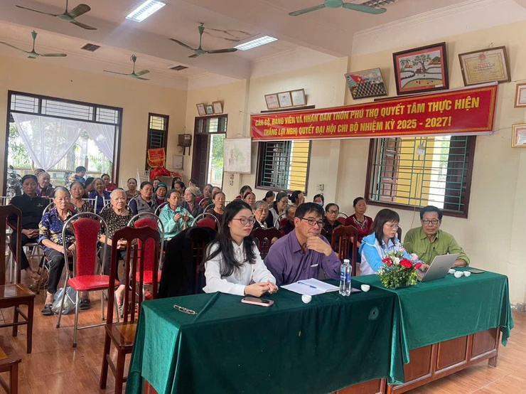 HỘI LHPN XÃ DÂN HÒA CHỈ ĐẠO SINH HOẠT CHI HỘI ĐIỂM – LAN TỎA VAI TRÒ PHỤ NỮ TRONG CỘNG ĐỒNG GÓP PHẦN GIẢI QUYẾT 5 ĐIỂM NGHẼN TRÊN ĐỊA BÀN XÃ - Ảnh 2.