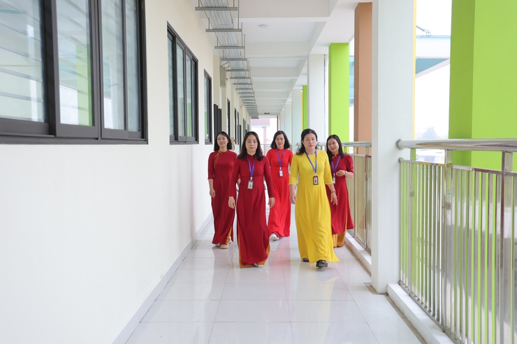 Niềm vui của cô, trò Trường Trung học cơ sở Trung Hòa khi chuyển về ngôi trường mới- Ảnh 6.