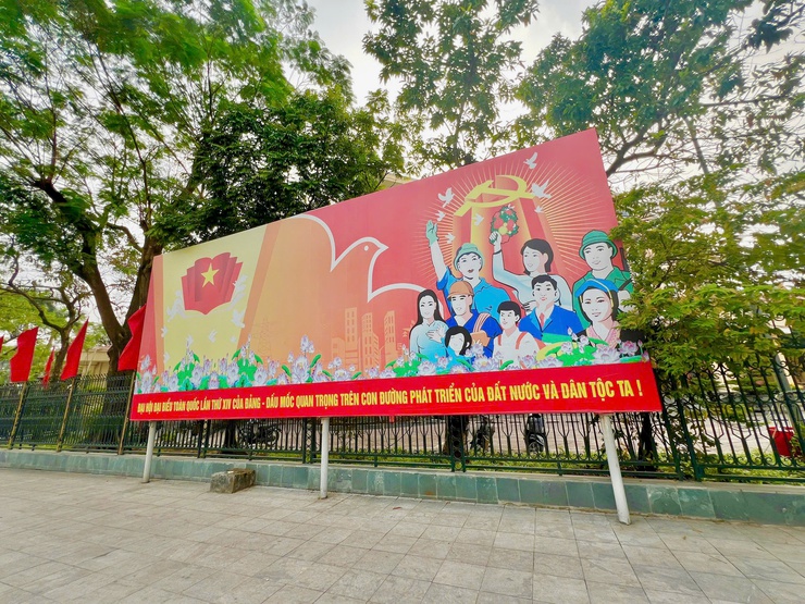  Phường Từ Liêm rực rỡ  cờ hoa chào mừng Đại hội đại biểu toàn quốc lần thứ XIV của Đảng- Ảnh 7.