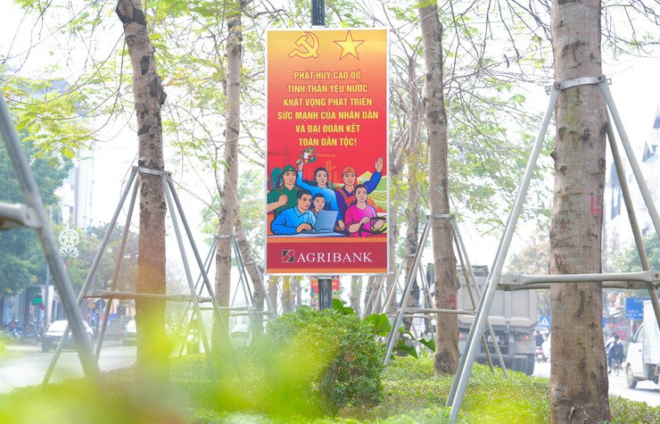 AGRIBANK QUỐC OAI TRAO TẶNG 85 BIỂN TUYÊN TRUYỀN CỔ ĐỘNG TRỰC QUAN- Ảnh 13.