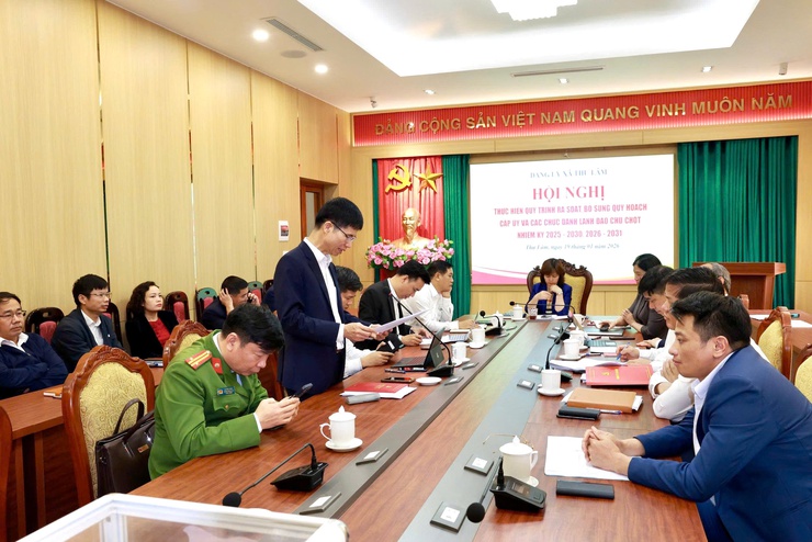 Đảng uỷ xã Thư Lâm tổ chức hội nghị thực hiện quy trình rà soát, bổ sung quy hoạch cấp uỷ và các chức danh lãnh đạo chủ chốt nhiệm kỳ 2025-2030, 2026-2031
- Ảnh 18.