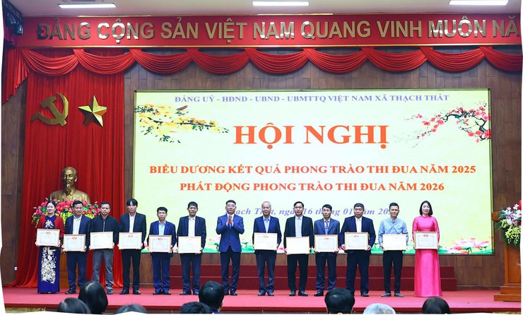 Đảng uỷ, HĐND, UBND, Uỷ ban MTTQ Việt Nam xã Thạch Thất tổng kết công tác thi đua, khen thưởng năm 2025; phát động phong trào thi đua năm 2026- Ảnh 7.