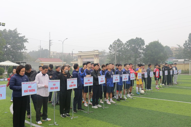 Khai mạc giải bóng đá nam Thanh Niên chào mừng Đại hội Đảng toàn quốc lần thứ XIV, mừng xuân Bính Ngọ 2026- Ảnh 4.