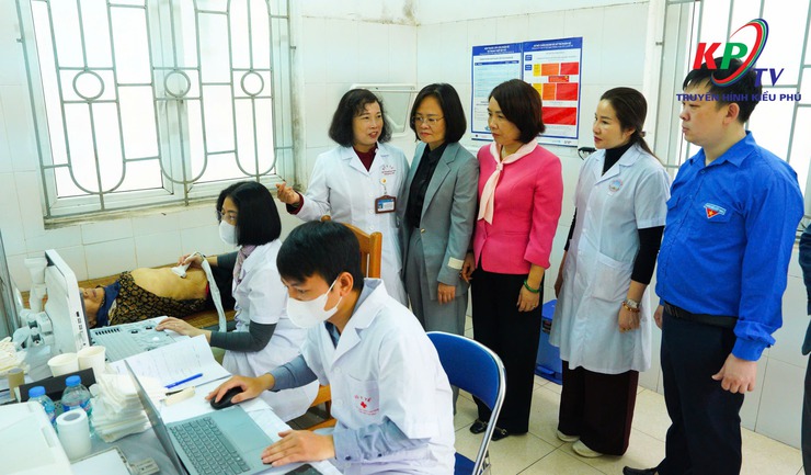 XÃ KIỀU PHÚ TỔ CHỨC KHÁM, TƯ VẤN SỨC KHỎE MIỄN PHÍ CHO CÁC ĐỐI TƯỢNG CHÍNH SÁCH- Ảnh 3.