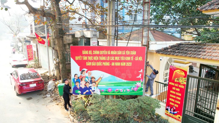 Xã Yên Xuân rực rỡ cờ hoa chào mừng Đại hội Đại biểu toàn quốc lần thứ XIV của Đảng- Ảnh 6.