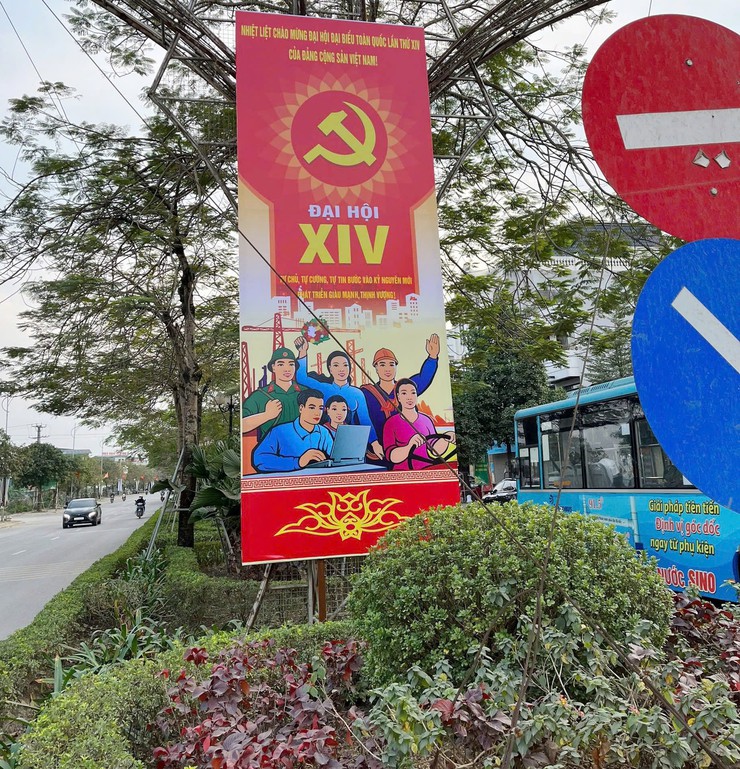 Xã Quốc Oai rực rỡ trang hoàng, sôi nổi thi đua chào mừng Đại hội đại biểu toàn quốc lần thứ XIV của Đảng- Ảnh 7.