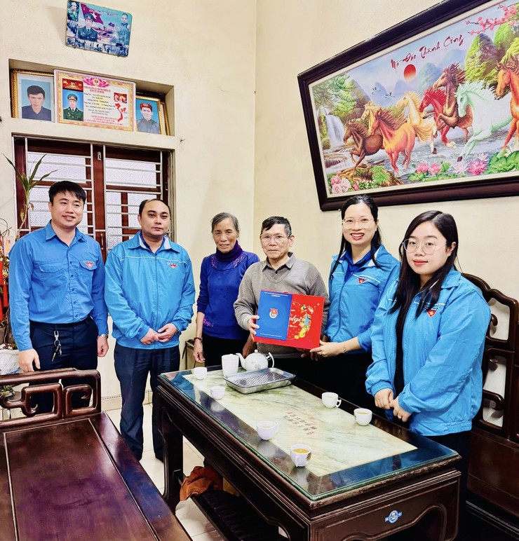 Đoàn thanh niên xã Thượng Phúc: Nhiều hoạt động ý nghĩa hướng về cộng đồng
- Ảnh 2.