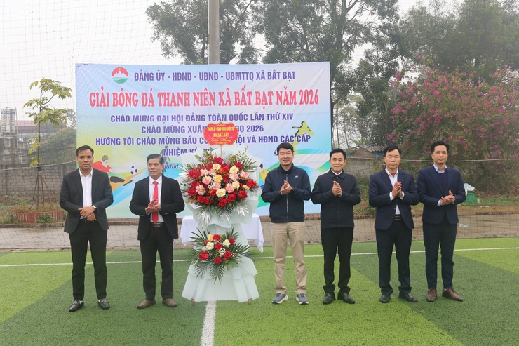 Khai mạc giải bóng đá nam Thanh Niên chào mừng Đại hội Đảng toàn quốc lần thứ XIV, mừng xuân Bính Ngọ 2026- Ảnh 1.