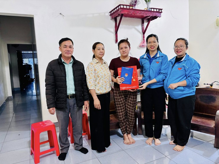 Đoàn thanh niên xã Thượng Phúc: Nhiều hoạt động ý nghĩa hướng về cộng đồng
- Ảnh 3.