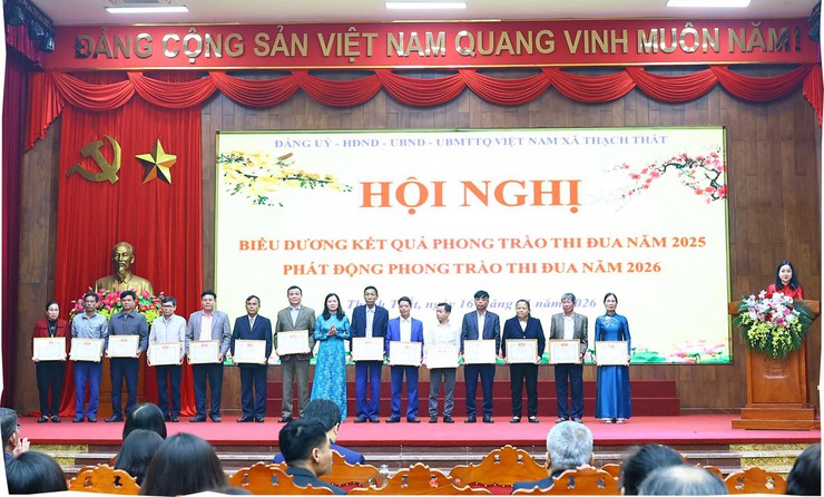 Đảng uỷ, HĐND, UBND, Uỷ ban MTTQ Việt Nam xã Thạch Thất tổng kết công tác thi đua, khen thưởng năm 2025; phát động phong trào thi đua năm 2026- Ảnh 9.