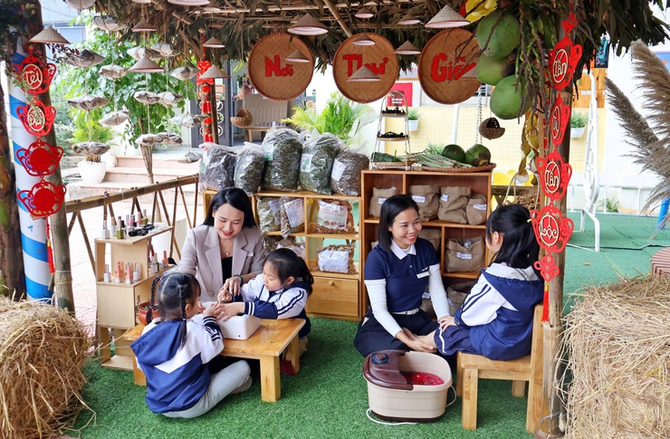 Trường Mầm non Sao Mai kiến tập chuyên đề “Phát triển chương trình giáo dục nhà trường đi sâu vào lĩnh vực giáo dục phát triển nhận thức”- Ảnh 9.