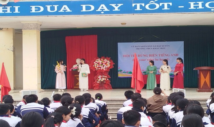 Trường THCS Khai Thái tổ chức cuộc thi Hùng biện Tiếng anh- Sân chơi bổ ích và sáng tạo - Ảnh 2.