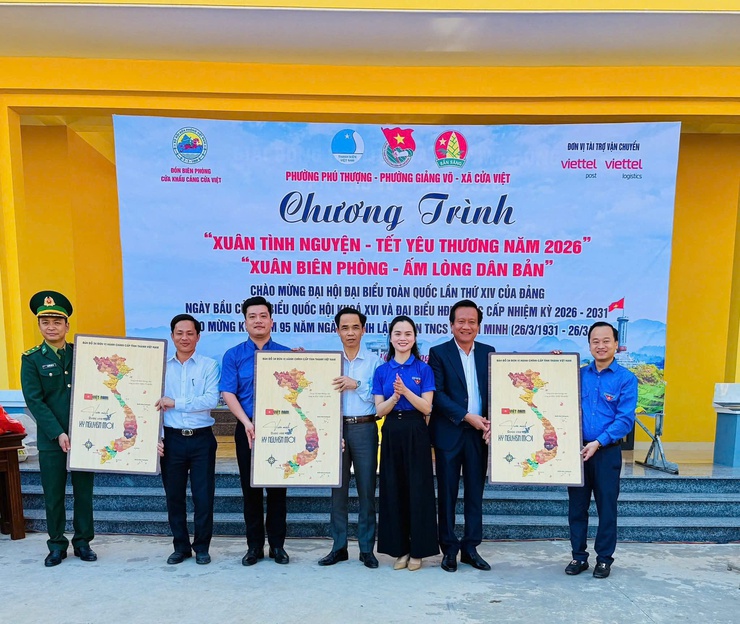 ĐOÀN TNCS HỒ CHÍ MINH PHƯỜNG GIẢNG VÕ LAN TỎA YÊU THƯƠNG TRONG CHƯƠNG TRÌNH "XUÂN TÌNH NGUYỆN - TẾT YÊU THƯƠNG NĂM 2026", "XUÂN BIÊN PHÒNG - ẤM LÒNG DÂN BẢN"- Ảnh 1.