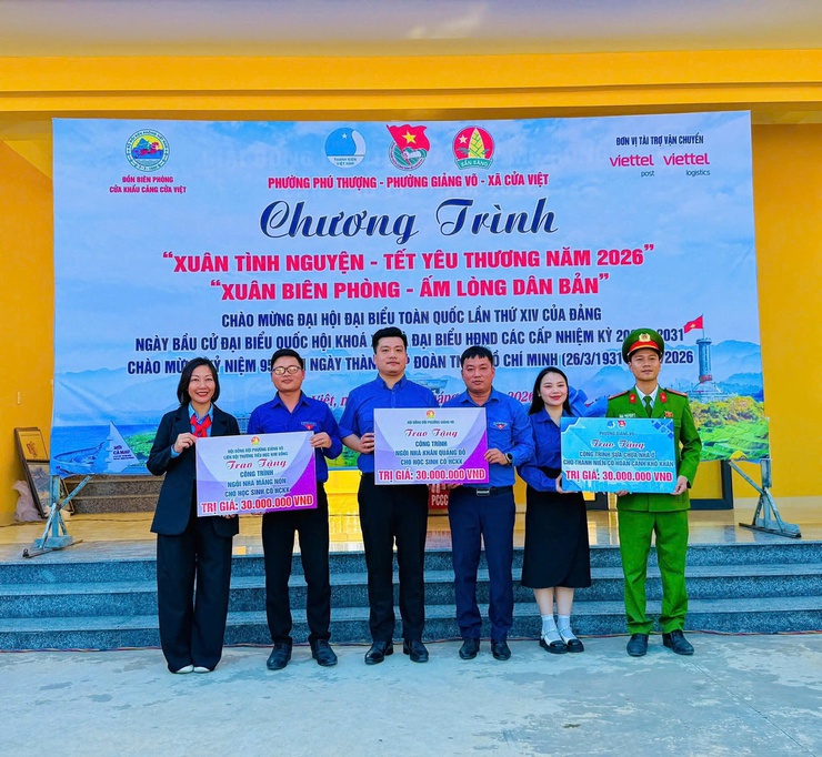 ĐOÀN TNCS HỒ CHÍ MINH PHƯỜNG GIẢNG VÕ LAN TỎA YÊU THƯƠNG TRONG CHƯƠNG TRÌNH "XUÂN TÌNH NGUYỆN - TẾT YÊU THƯƠNG NĂM 2026", "XUÂN BIÊN PHÒNG - ẤM LÒNG DÂN BẢN"- Ảnh 5.