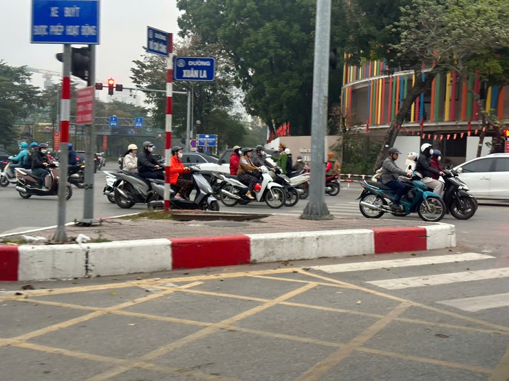 Hà Nội ngày 19/01, đầu tuần nhiều mây, có mưa vài nơi; từ ngày 21/1 trời mưa rét- Ảnh 1.