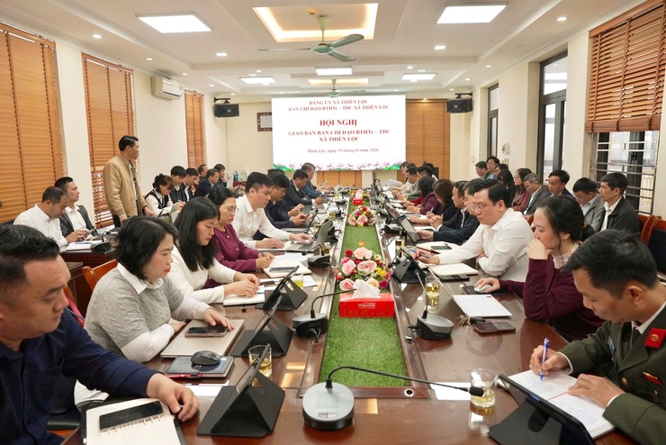 Hội nghị&nbsp;giao ban Ban Chỉ&nbsp;đạo Bồi thường hỗ trợ&nbsp;tái định cư&nbsp;xã Thiên Lộc- Ảnh 1.