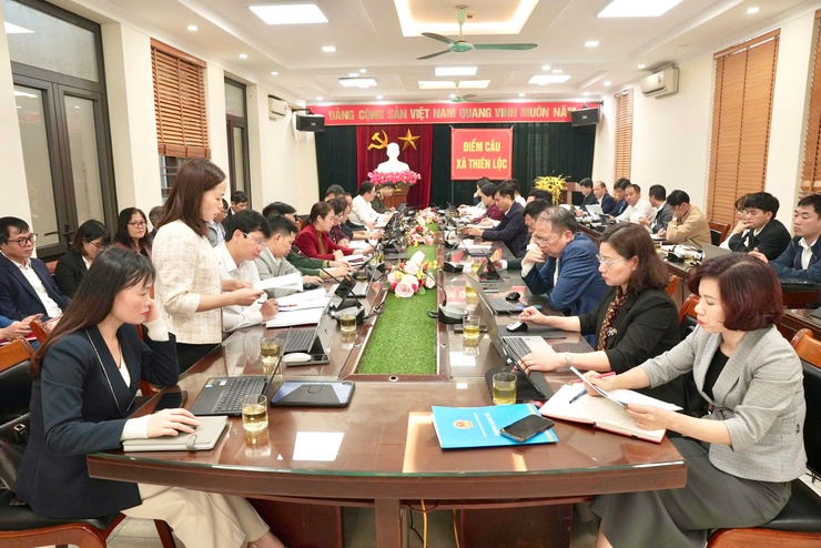 Hội nghị&nbsp;giao ban Ban Chỉ&nbsp;đạo Bồi thường hỗ trợ&nbsp;tái định cư&nbsp;xã Thiên Lộc- Ảnh 4.