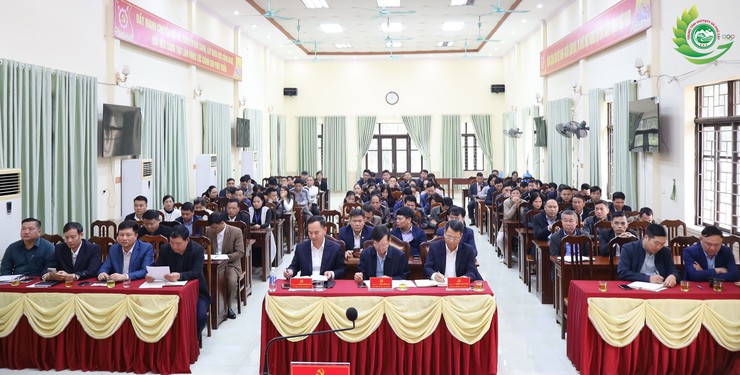 Xã Phú Cát tổ chức Hội nghị lấy ý kiến cử tri nơi công tác đối với người được dự kiến ứng cử đại biểu HĐND xã nhiệm kỳ 2026–2031- Ảnh 1.