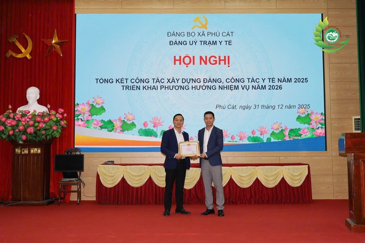 Hội nghị tổng kết công tác Đảng, công tác y tế năm 2025 và triển khai nhiệm vụ năm 2026 của Trạm Y tế xã Phú Cát- Ảnh 10.