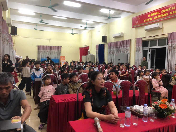 Thôn Bối Khê rộn ràng Lễ phát thưởng khuyến học ngày đầu năm mới Bính Ngọ 2026
- Ảnh 4.