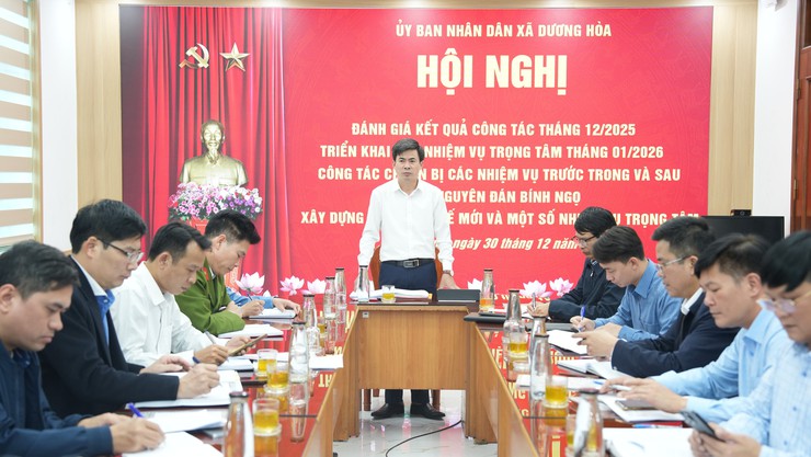 UBND xã triển khai các nhiệm vụ trọng tâm tháng 1/2026; công tác chuẩn bị các nhiệm vụ trọng tâm trước, trong và sau Tết Nguyên đán Bính Ngọ 2026 - Ảnh 6.