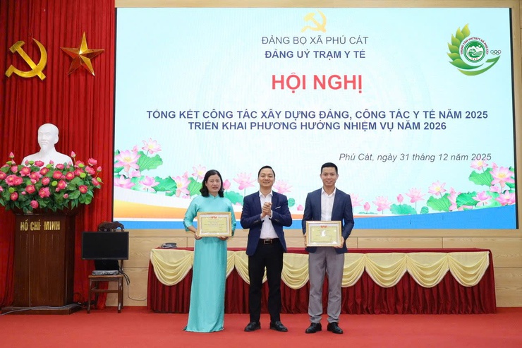Hội nghị tổng kết công tác Đảng, công tác y tế năm 2025 và triển khai nhiệm vụ năm 2026 của Trạm Y tế xã Phú Cát- Ảnh 7.