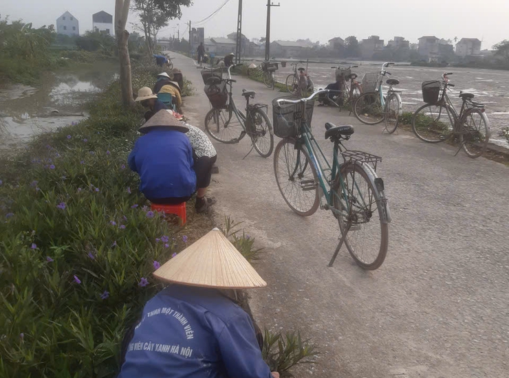 Ứng Hòa hỗ trợ 188,5 triệu đồng cho các thôn tổ chức   hoạt động văn hóa, văn nghệ chào năm mới 2026- Ảnh 7.