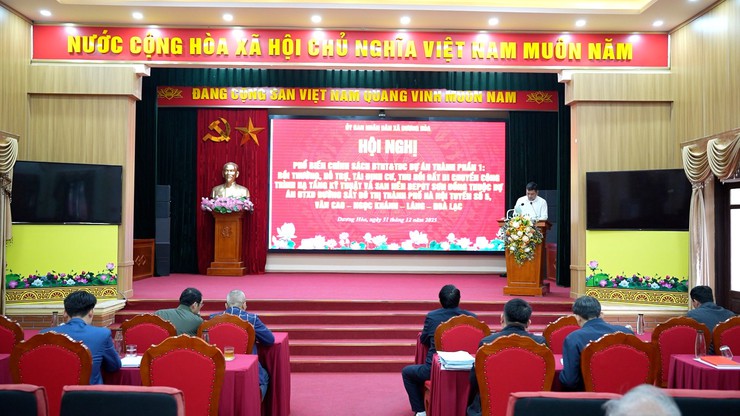 Hội nghị phổ biến chính sách bồi thường hỗ trợ tái định cư dự án đầu tư xây dựng đường sắt đô thị thành phố Hà Nội, tuyến số 5, Văn Cao - Ngọc Khánh - Láng - Hoà Lạc- Ảnh 1.