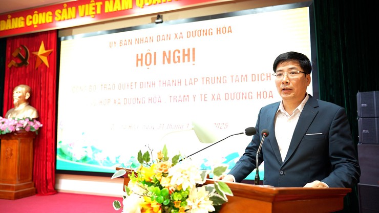 Hội nghị công bố Quyết định thành lập Trung tâm Dịch vụ tổng hợp  và Trạm Y tế xã Dương Hoà- Ảnh 3.