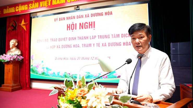 Hội nghị công bố Quyết định thành lập Trung tâm Dịch vụ tổng hợp  và Trạm Y tế xã Dương Hoà- Ảnh 5.