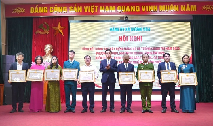 Năm 2025: Dấu ấn bản lề, tạo nền tảng vững chắc cho năm 2026 bứt phá, phát triển- Ảnh 3.