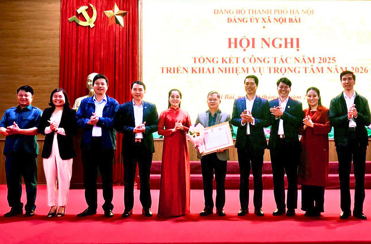 NHIỀU TẬP THỂ, CÁ NHÂN XÃ NỘI BÀI ĐƯỢC NHẬN BẰNG KHEN, GIẤY KHEN CẤP THÀNH PHỐ- Ảnh 1.