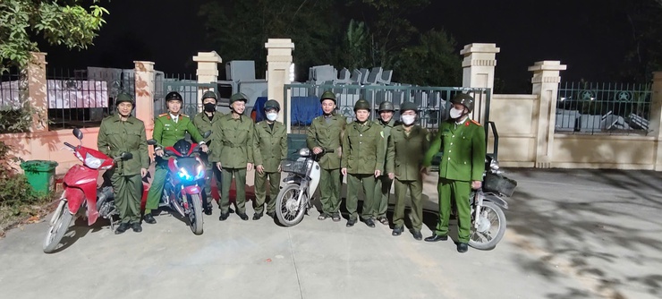 CÔNG AN XÃ DÂN HÒA TRIỂN KHAI CAO ĐIỂM TẤN CÔNG, TRẤN ÁP TỘI PHẠM, BẢO ĐẢM AN NINH TRẬT TỰ DỊP TẾT NĂM 2026- Ảnh 1.