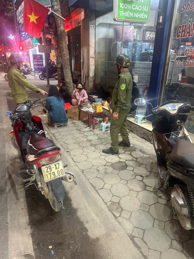 CÔNG AN XÃ DÂN HÒA TRIỂN KHAI CAO ĐIỂM TẤN CÔNG, TRẤN ÁP TỘI PHẠM, BẢO ĐẢM AN NINH TRẬT TỰ DỊP TẾT NĂM 2026- Ảnh 4.